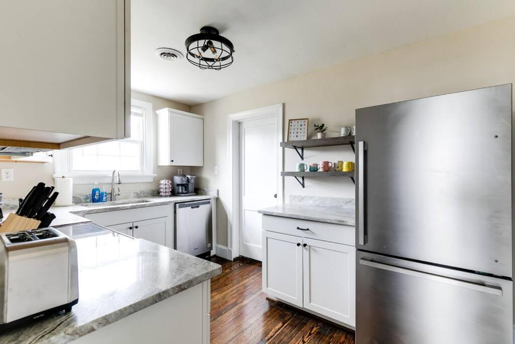 Rva Cottage Cozy & Spacious Near Downtown リッチモンド エクステリア 写真