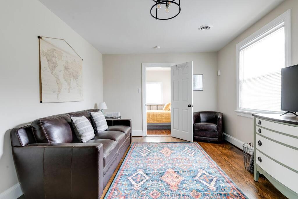 Rva Cottage Cozy & Spacious Near Downtown リッチモンド エクステリア 写真