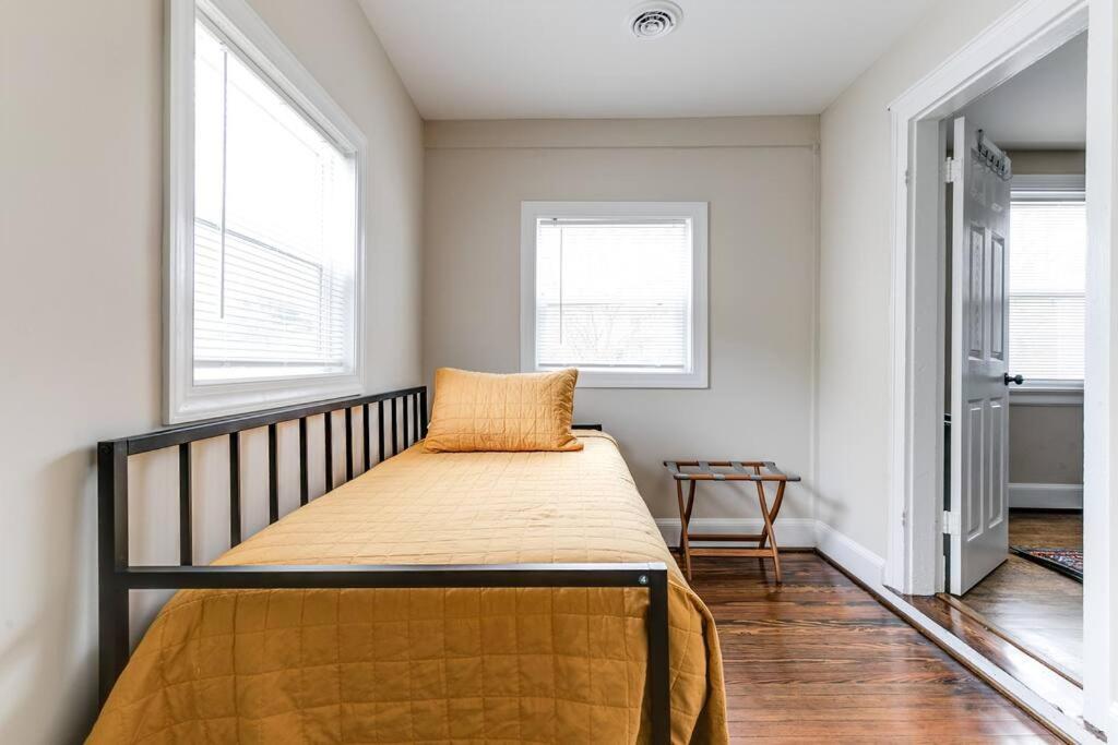 Rva Cottage Cozy & Spacious Near Downtown リッチモンド エクステリア 写真